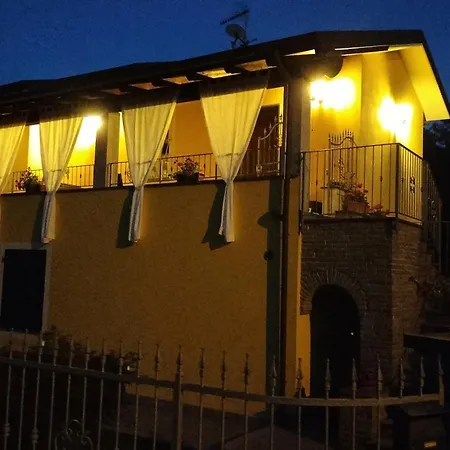 Oasi Oda ve Kahvaltı Corvara (Liguria)