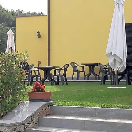 Oasi Bed & Breakfast Corvara (Liguria)