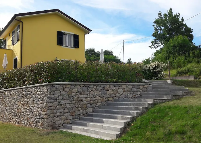 Oasi Bed and Breakfast Corvara (Liguria)