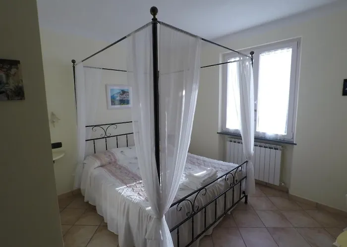 Oasi 3* Corvara (Liguria)